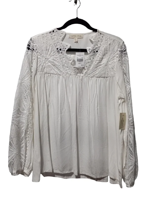 Blouse Long Sleeve By Clothes Mentor In White, Size: S