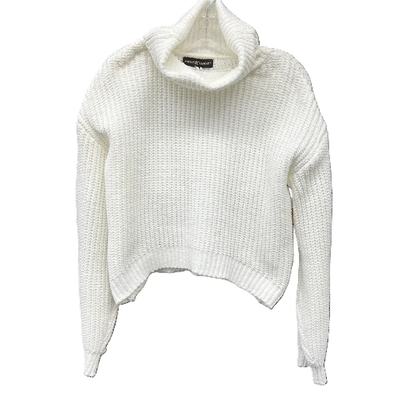 Sweater By Almost Famous In White, Size: M