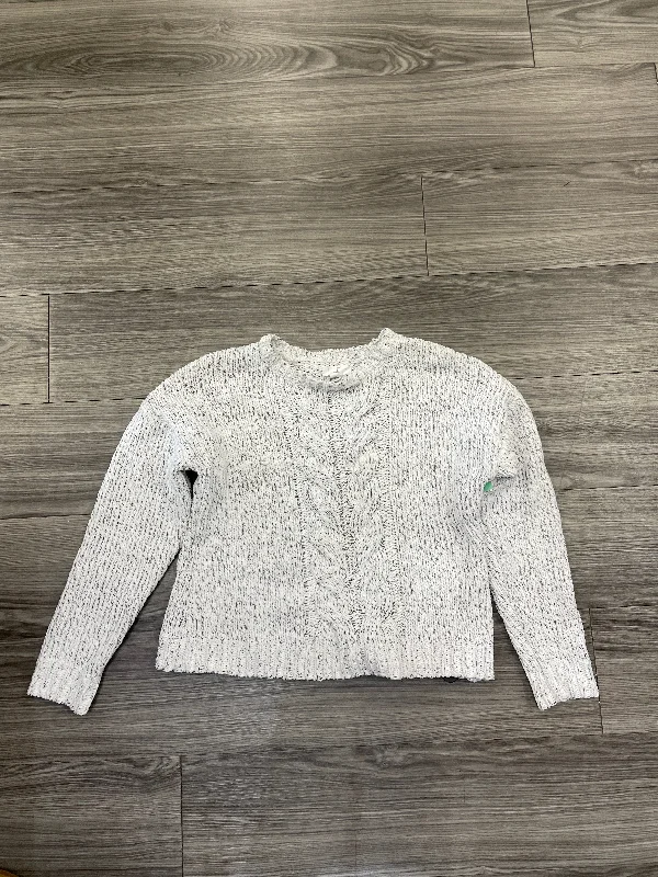 Sweater By Clothes Mentor In White, Size: S