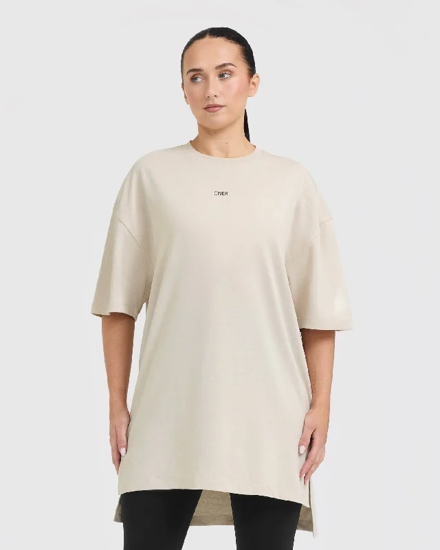 Raising The Bar Graphic Longline T-Shirt | Sand