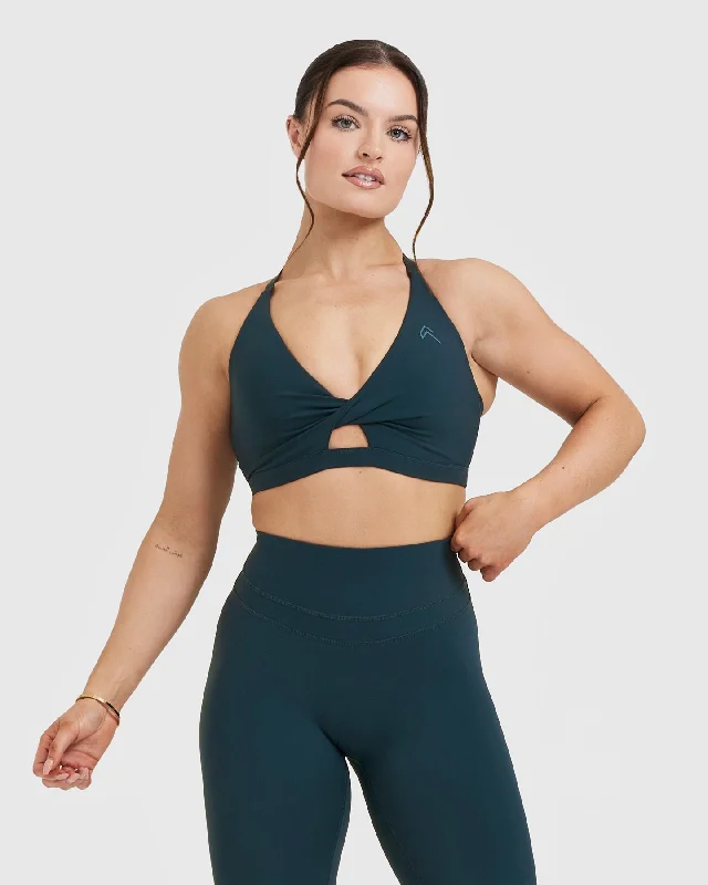 Unified Twist Sports Bra | Oil Blue